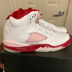 Jordan 5 Pink foam size 3.5y